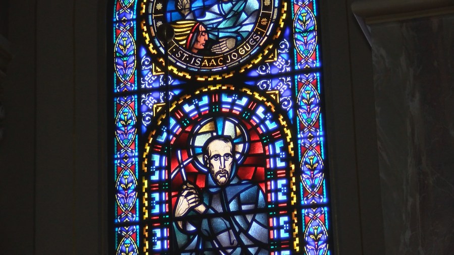 苏福尔斯圣约瑟夫大教堂的彩色玻璃
